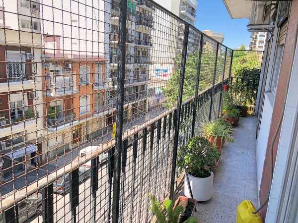 Venta Departamento 4 ambientes c/balcon y dep.