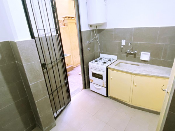 Vendo 2 ambientes 39m2 c/patio