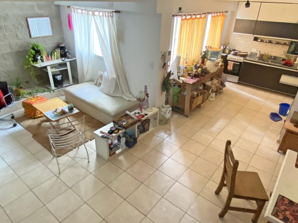 Vendo 4 ambientes c/terraza propia
