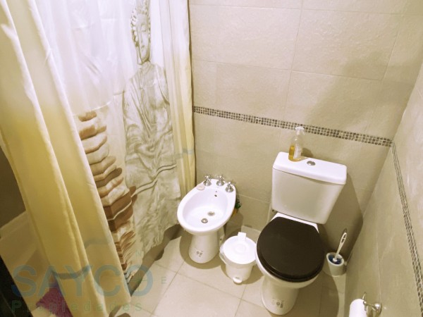 Vendo 4 ambientes c/terraza propia