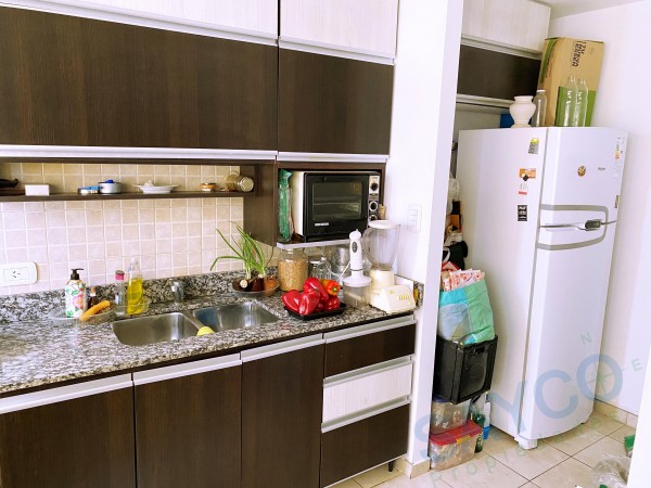 Vendo 4 ambientes c/terraza propia