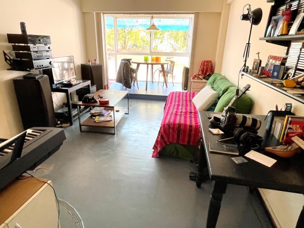 Venta 2 ambientes 117m2 Patios, con cochera fija y cubierta.
