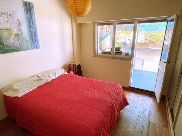 Venta 2 ambientes 117m2 Patios, con cochera fija y cubierta.