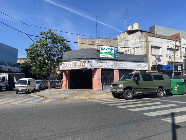 LOCAL en LOTE PROPIO 300m2 Totales 