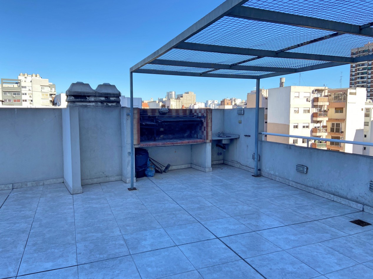 Alquiler 2 AMB c/COCHERA, PARRILLA Y PISCINA.