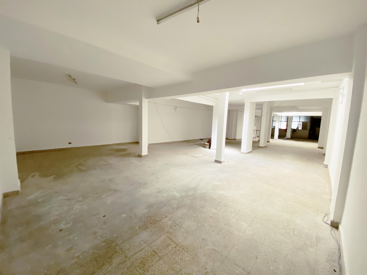 Vende Local Comercial 250m2 San Telmo