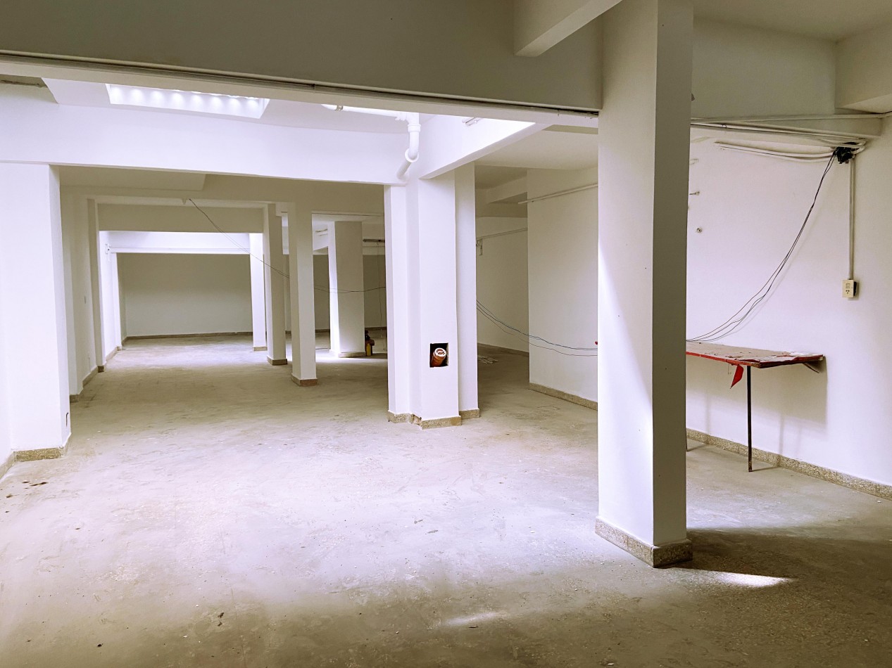 Vende Local Comercial 250m2 San Telmo