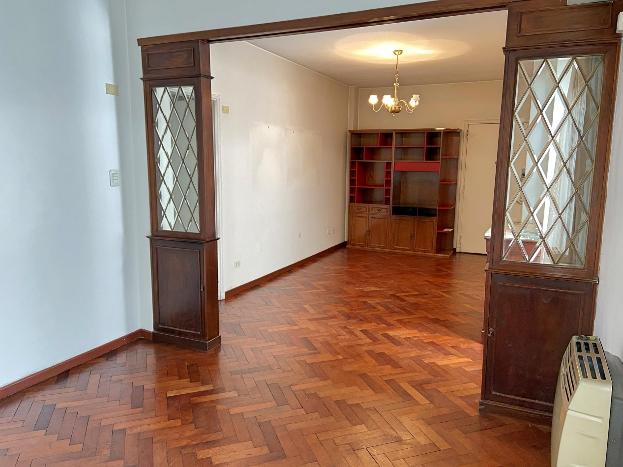 Depto de 3 Amb 62m2 c/ 2 baños, y gran patio en comun.