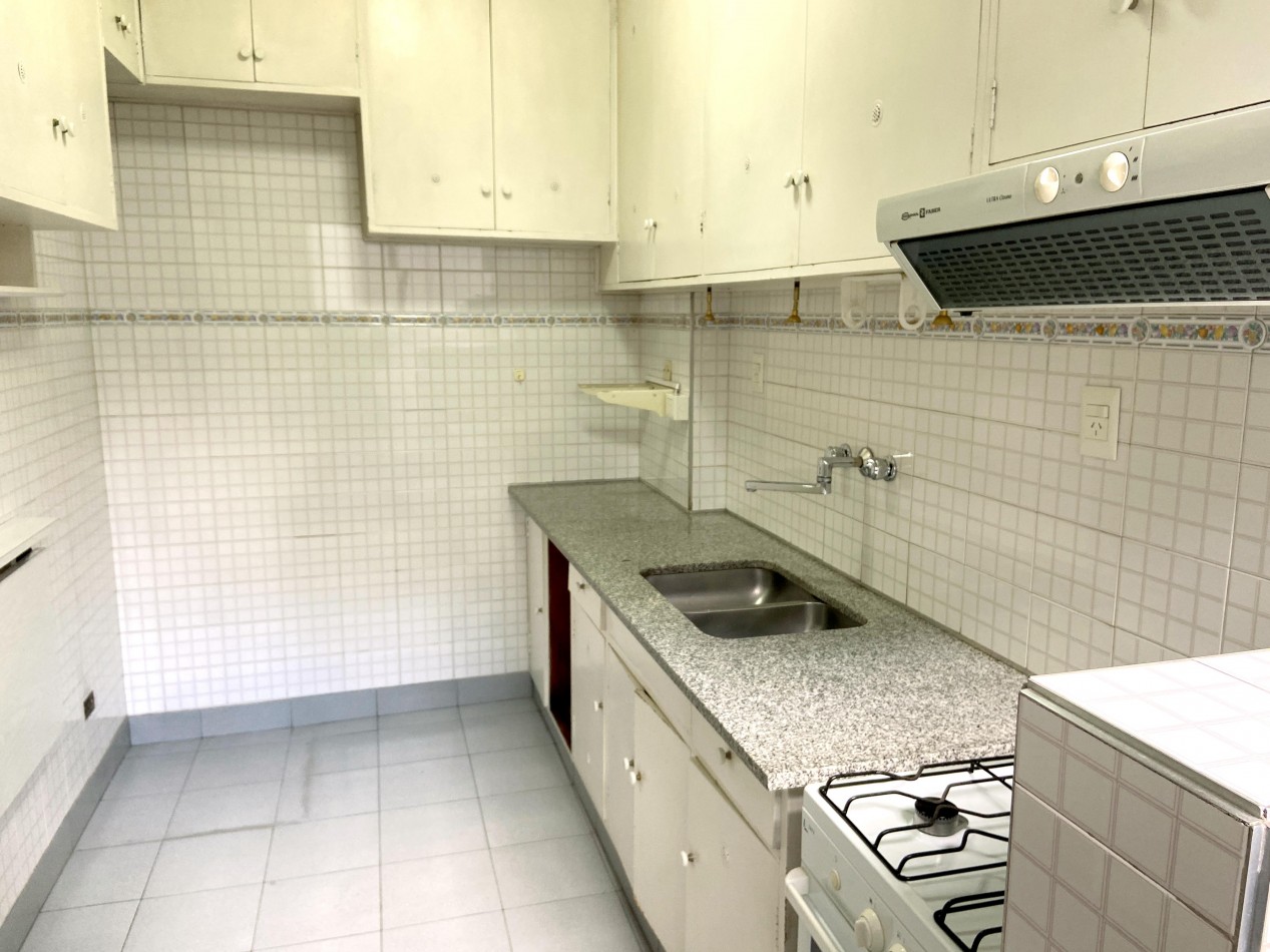 Depto de 3 Amb 62m2 c/ 2 baños, y gran patio en comun.