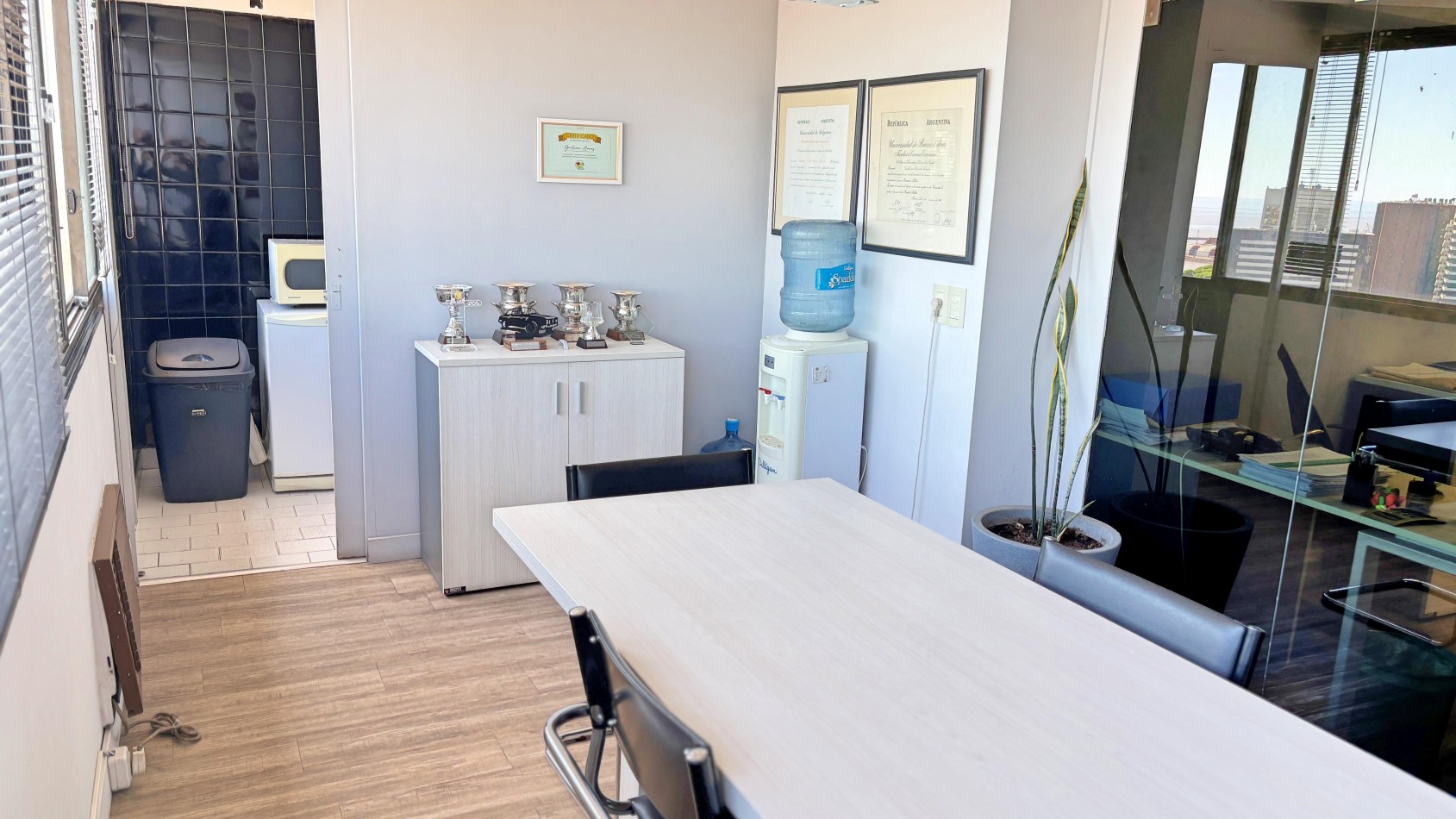 Venta 2 amb c/ vista al rio (depto/Oficina) apto prof.
