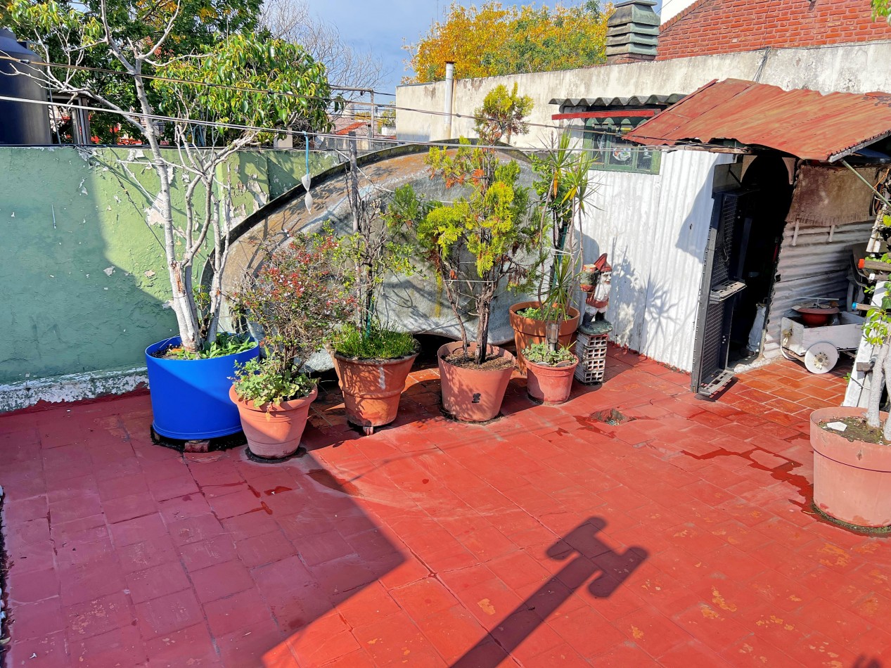 PH 96m2 con patio y terraza propios.