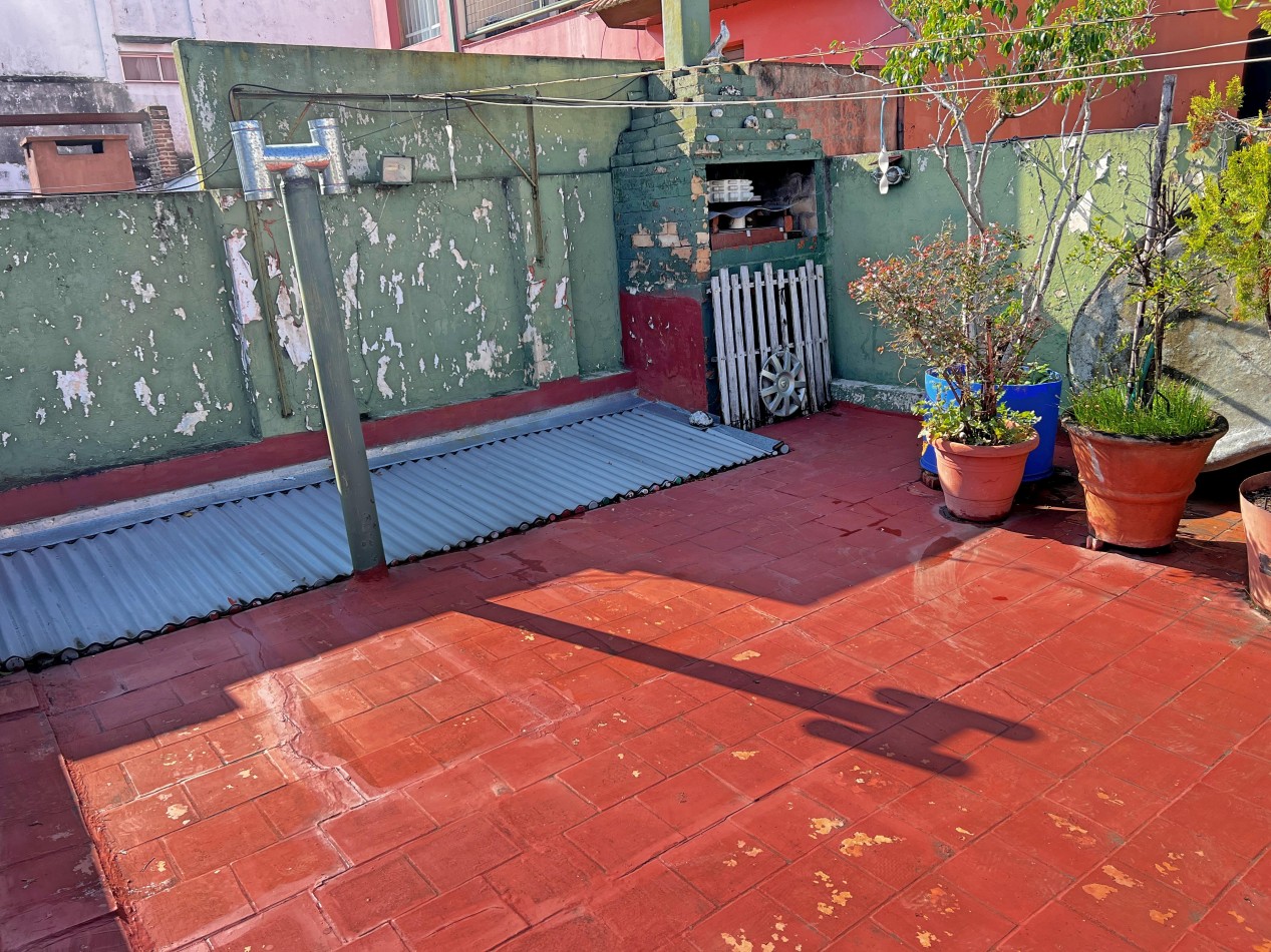 PH 96m2 con patio y terraza propios.