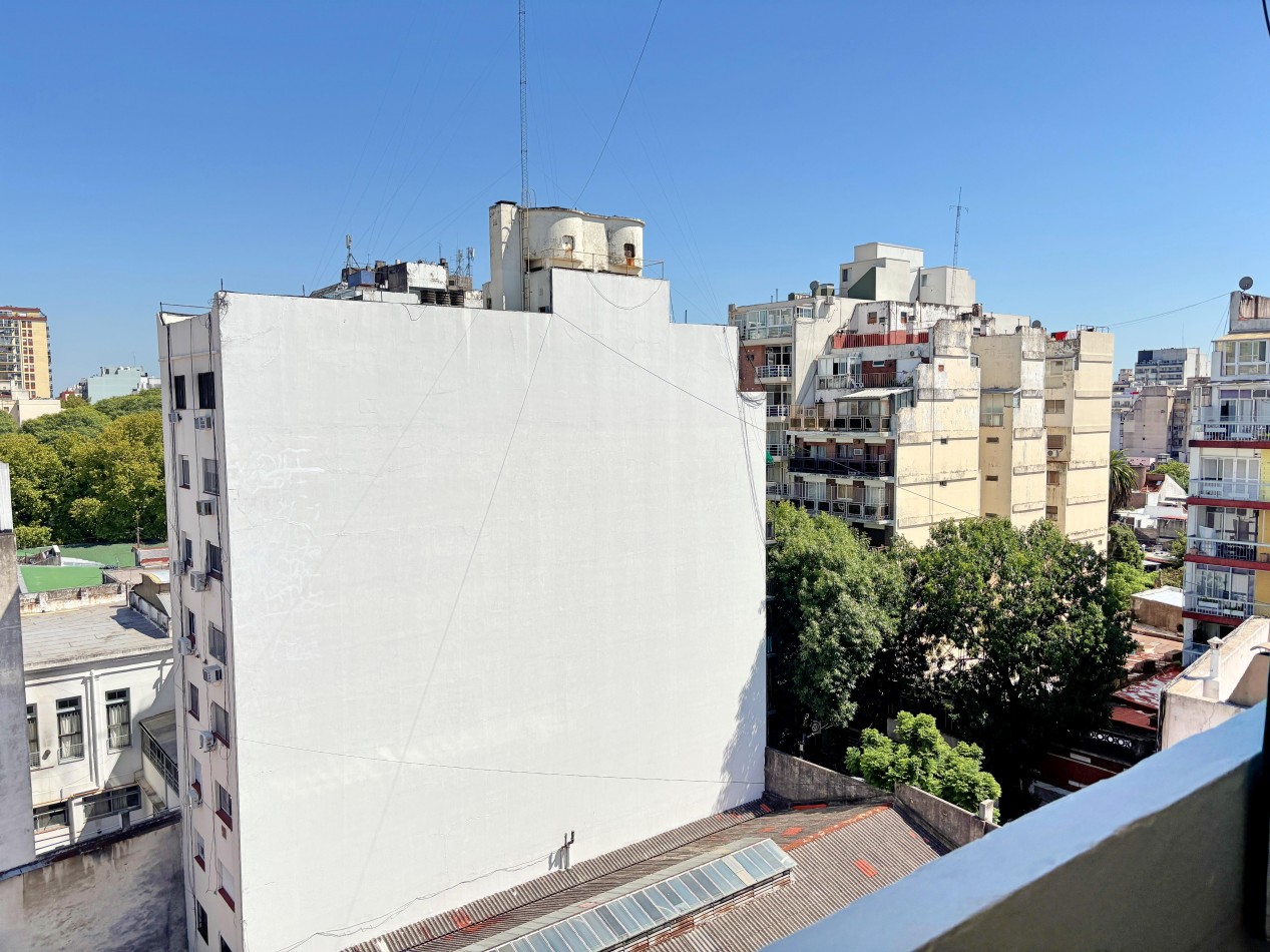 Reciclado a NUEVO 3 amb de 60m2 c/ 2 balcones.