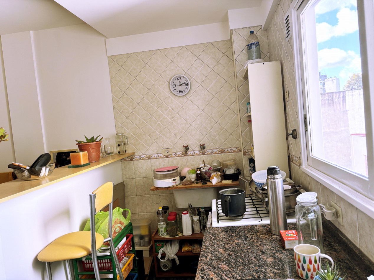 Vendo 2 ambientes c/balcon Apto Profesional