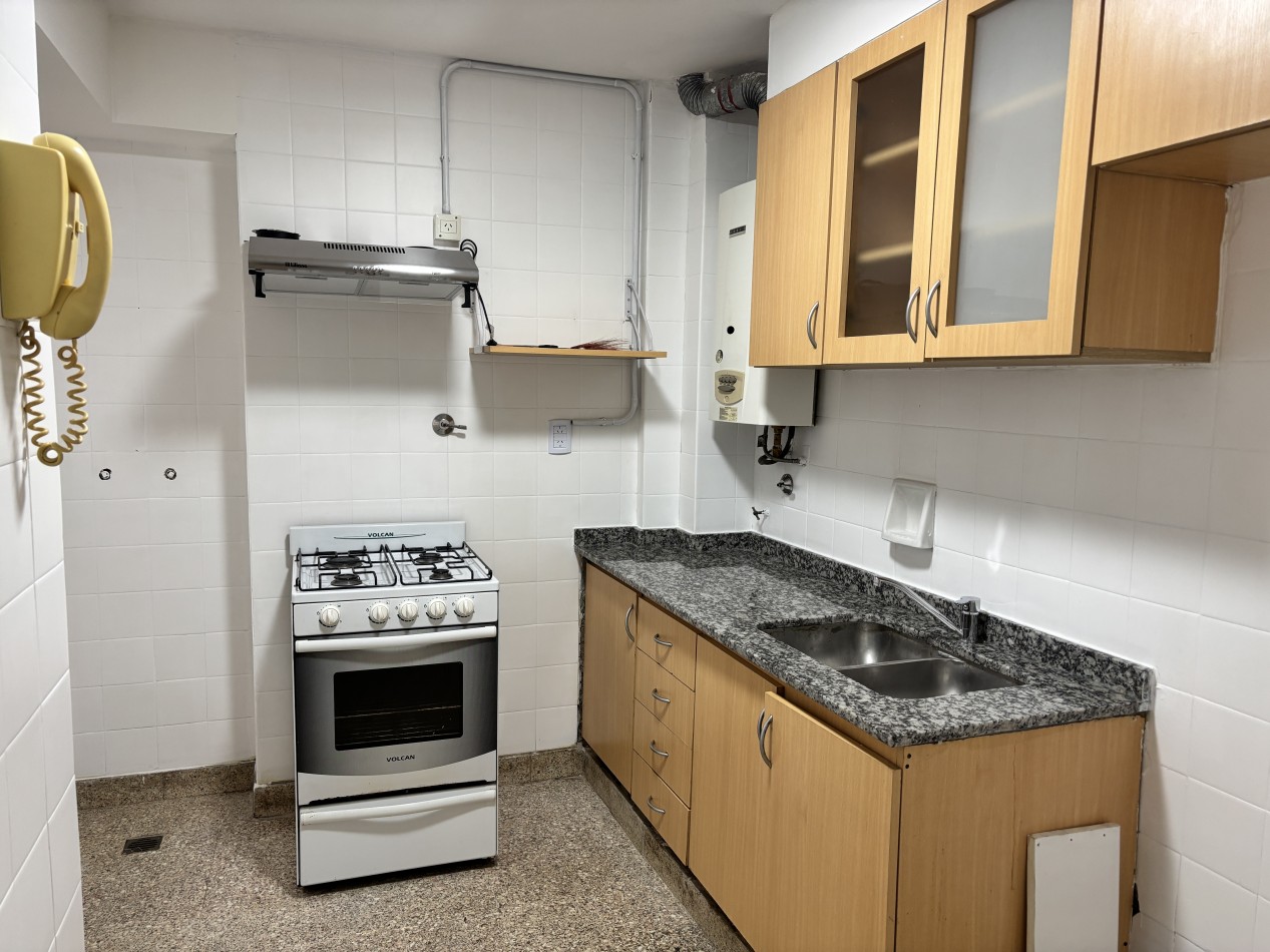 Alquiler 2 ambientes piso 2 lateral