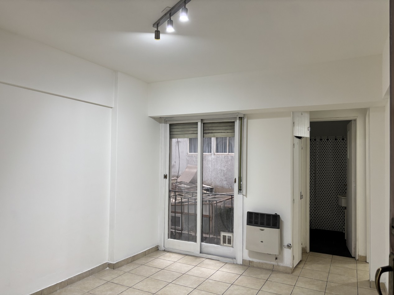 Alquiler 2 ambientes piso 2 lateral