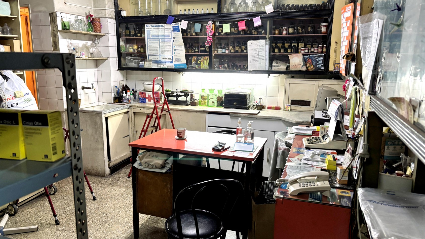 Local en alquiler, Caballito - Capital FederalAlquiler Local - Caballito - Acoyte 100 y Yerbal - Local de 6x 10 + Patio