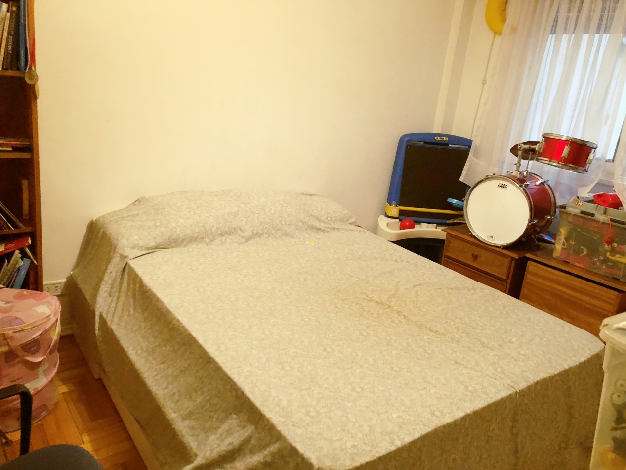 4 Ambientes c/balcon. Super luminoso con balcon corrido, vista abierta.