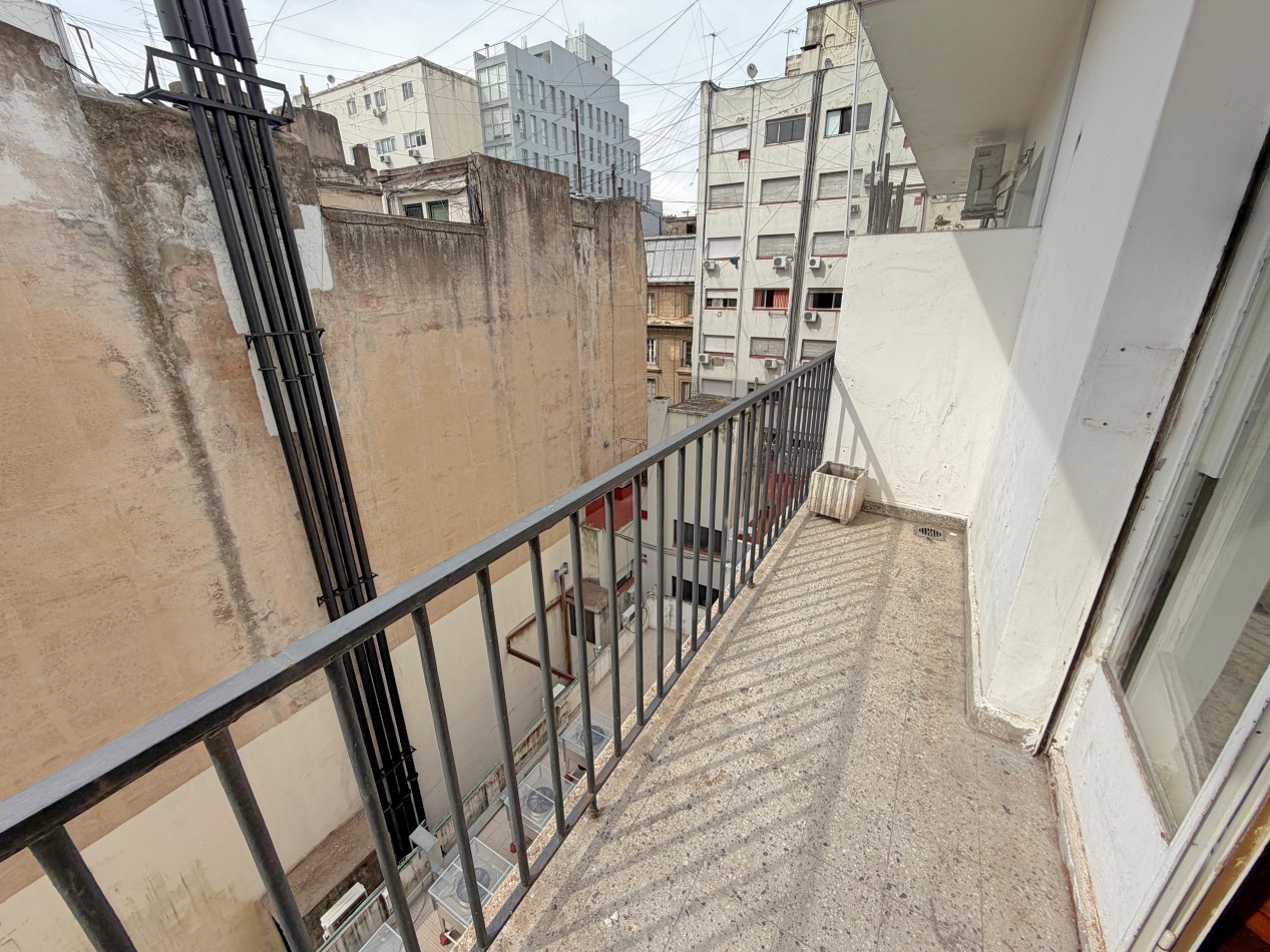 Vendo 4 Amb c/dep y balcon 90m2