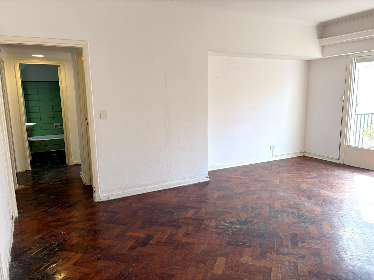 Vendo 4 Amb c/dep y balcon 90m2