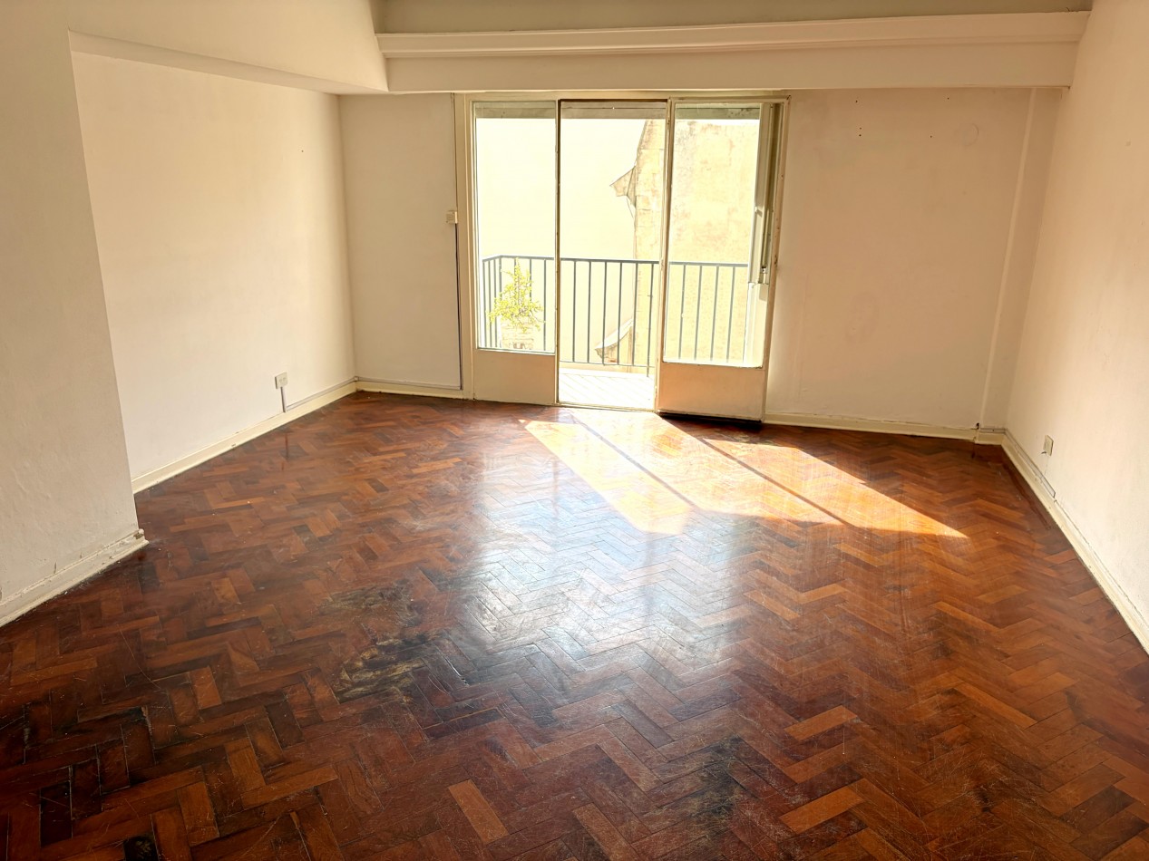 Vendo 4 Amb c/dep y balcon 90m2