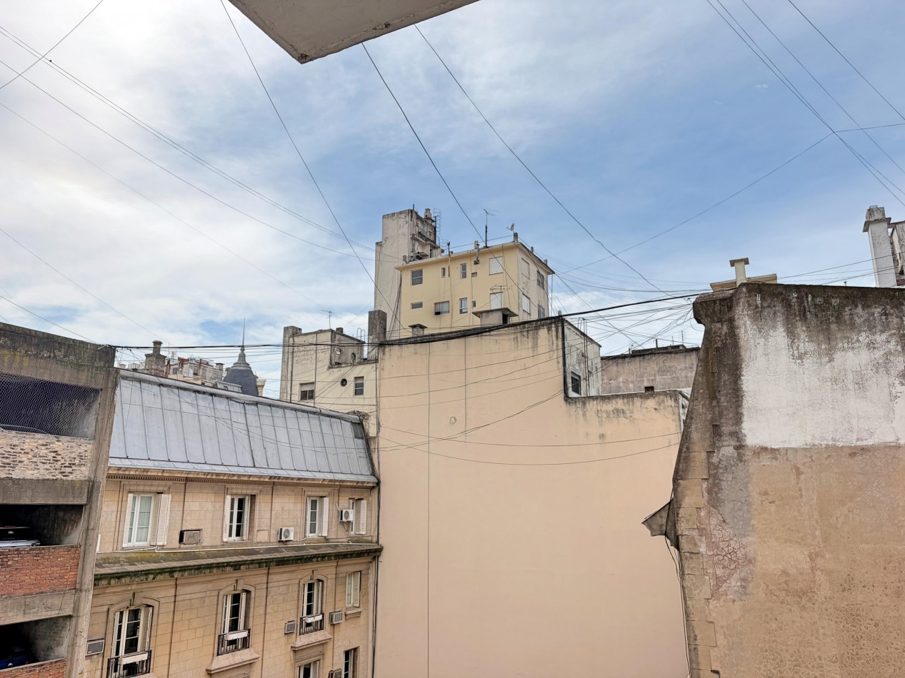 Vendo 4 Amb c/dep y balcon 90m2