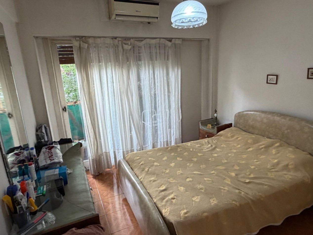 3 Ambientes + Cochera + Balcon + 2 Baños + Sup: 82,00 m²