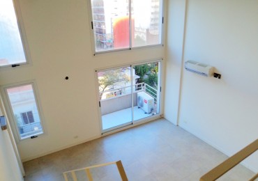 Alquilo Duplex de 2 Ambientes c/2 baños y balcon