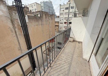 Vendo 4 Amb c/dep y balcon 90m2